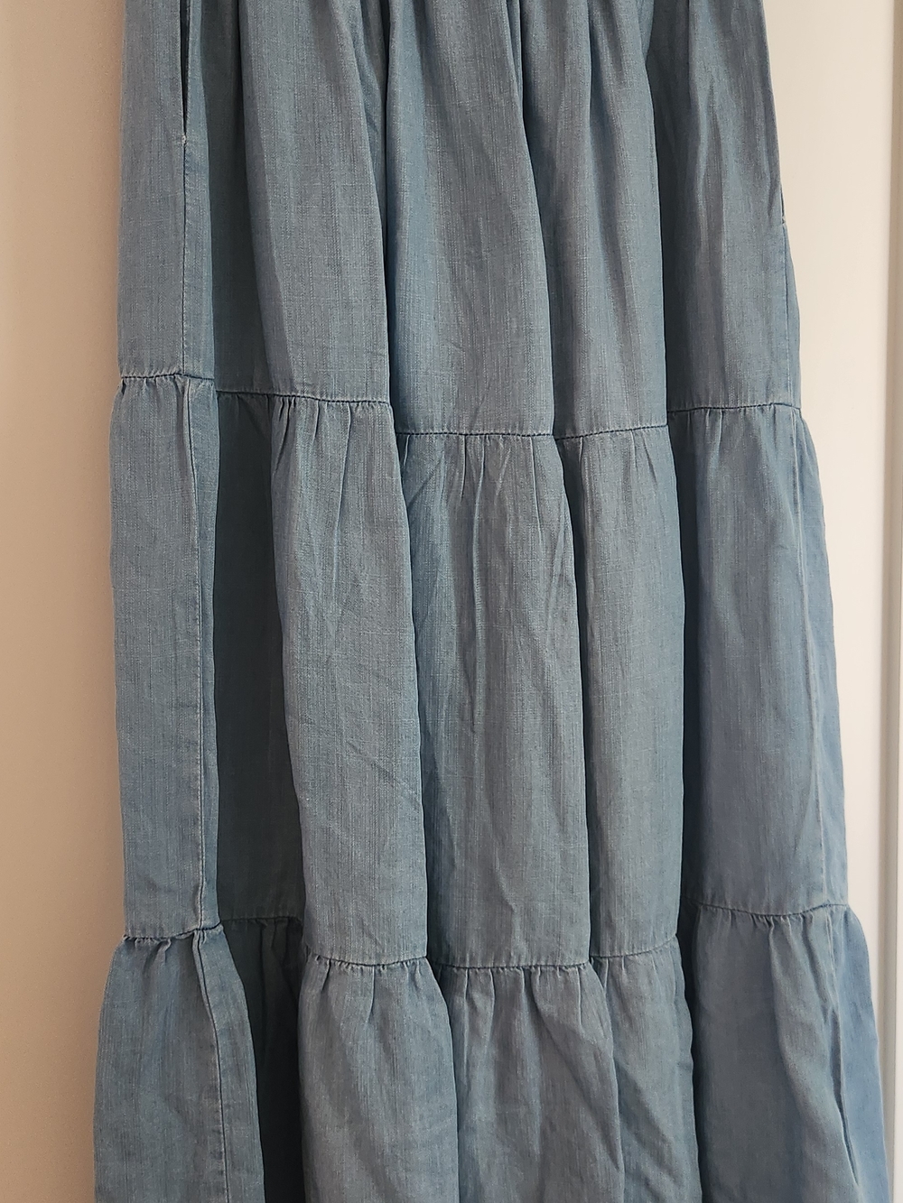 Chelsea & Theodore Blue Chambray Tiered Maxi Skirt, Size Small, NWT